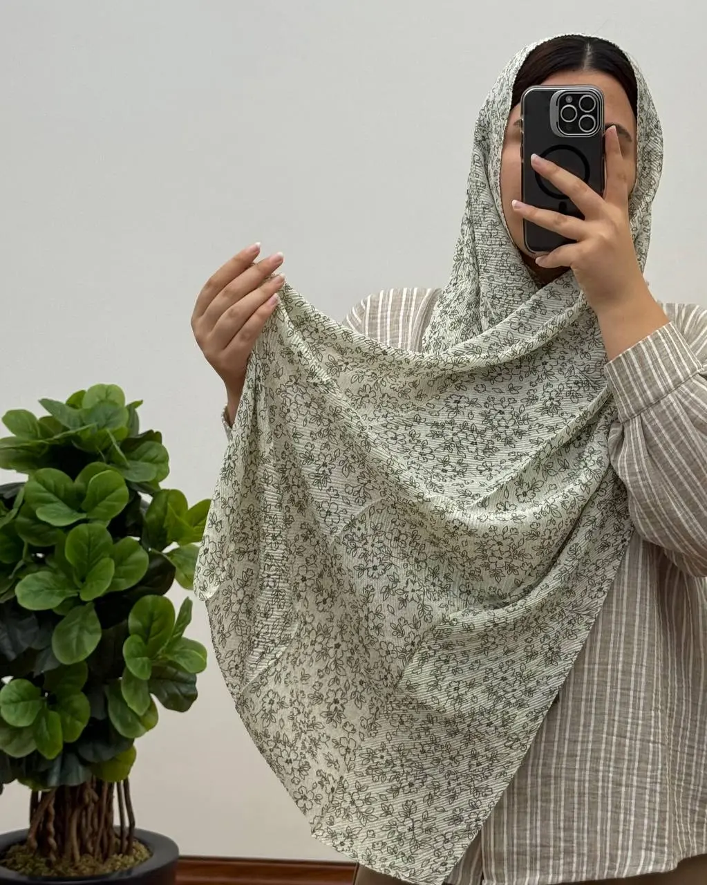 شال کریشه گل ریز